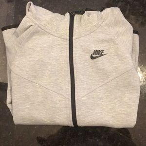 Grey Nike Sweatshirt